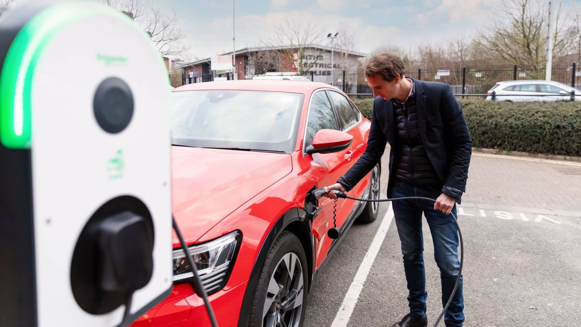 Installateur de borne de recharge pour véhicules électriques sur Nice